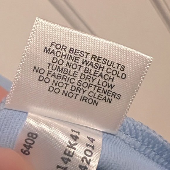 Peter Millar Full Zip Vest. - Picture 6 of 7